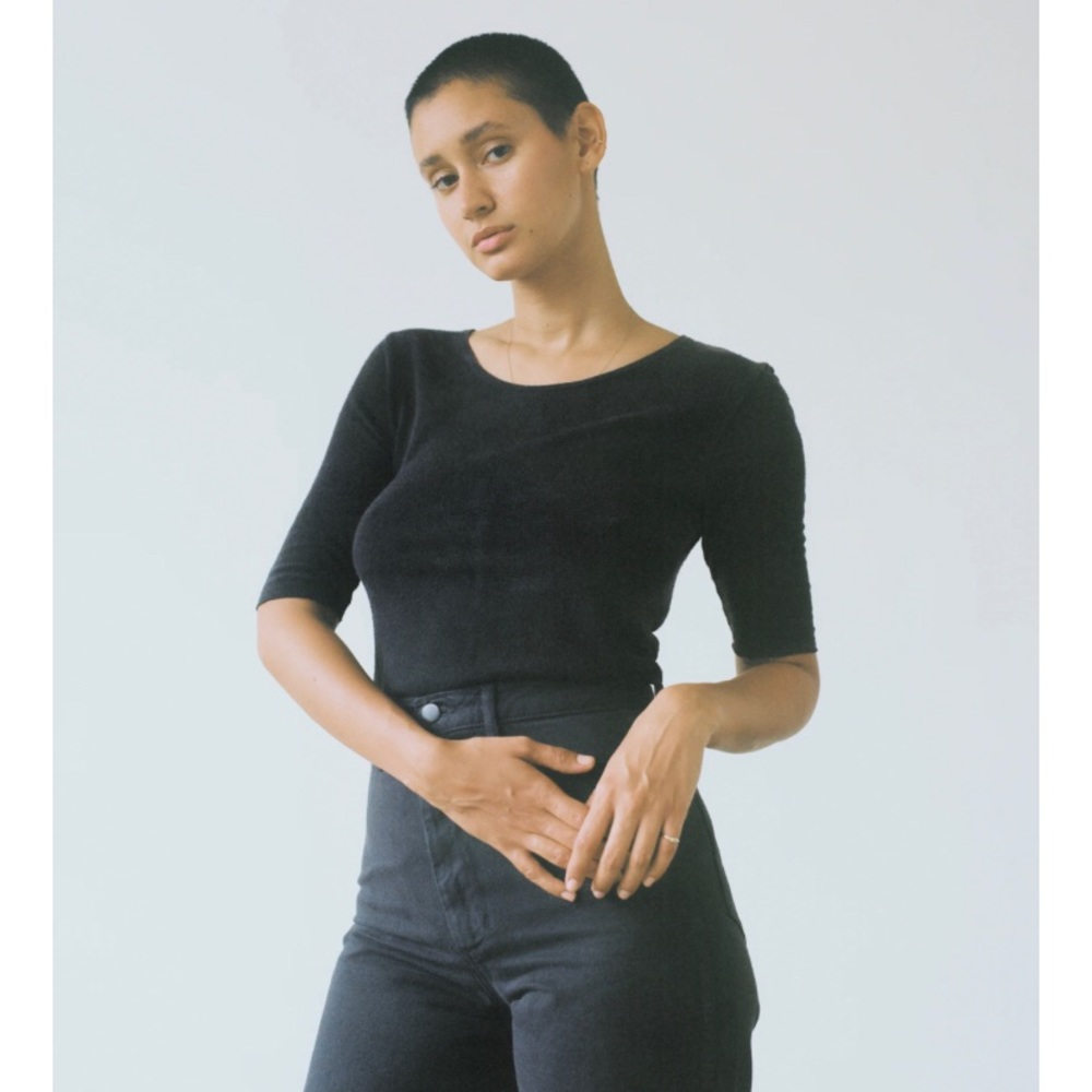 OZMA ELBOW TEE, REGEN SILK NOIL JERSEY, BLACK